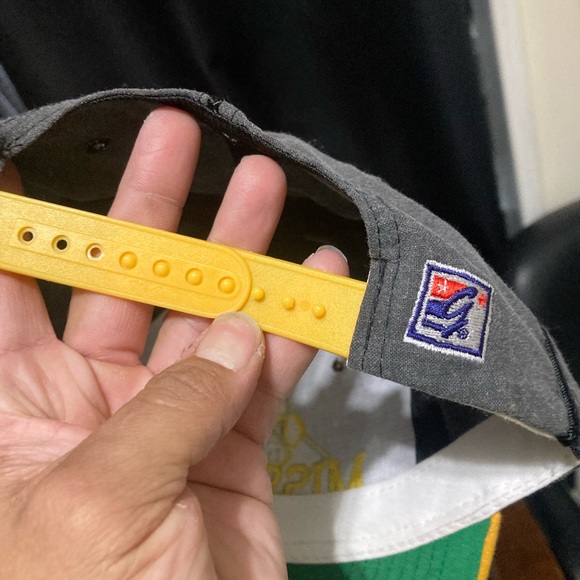 Missouri mizzuo tigers SnapBack hat 90’s like new - Picture 3 of 3